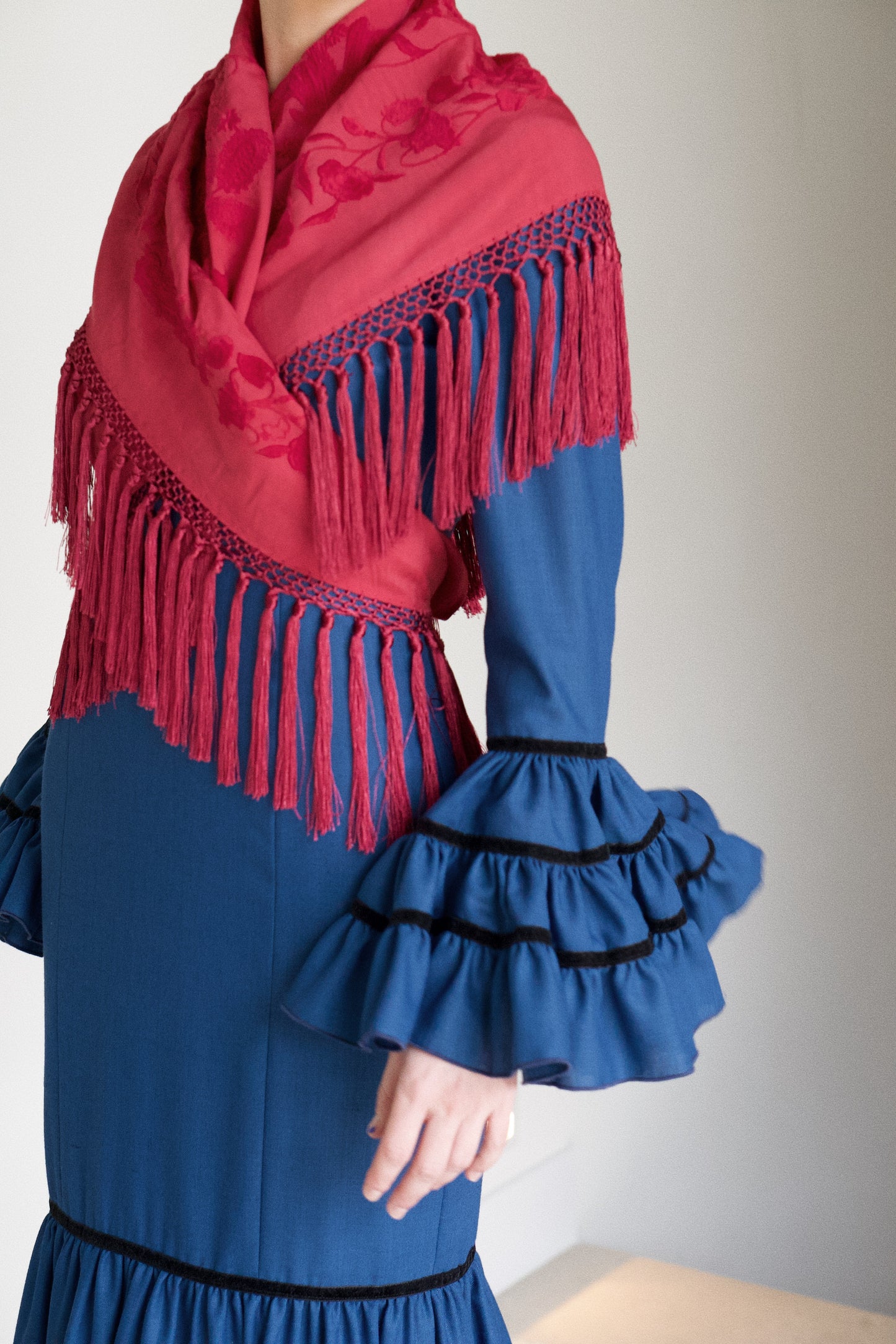 Modelo Ceci azul marino by Rent Il Clavel (alquiler)