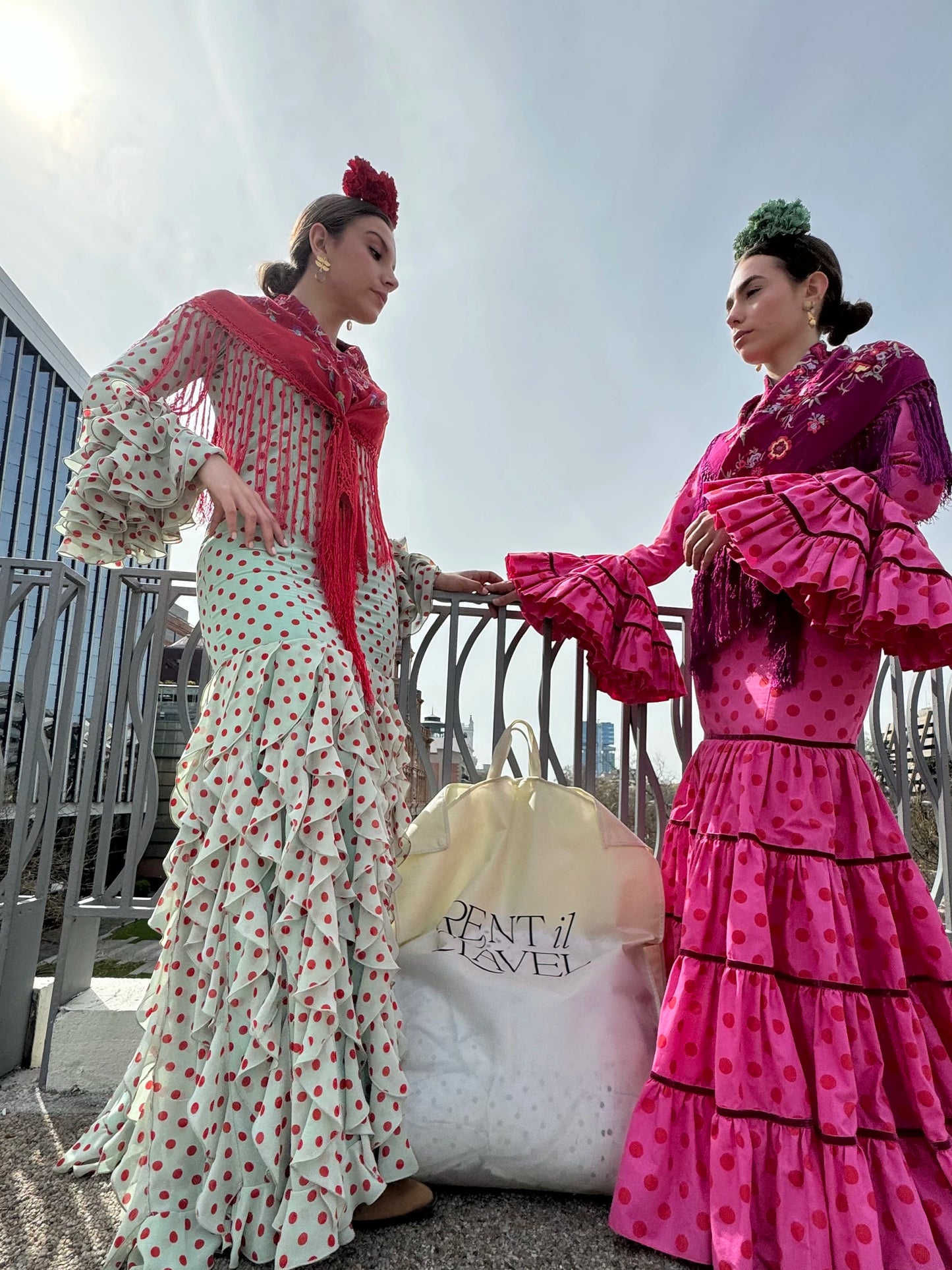 Modelo Pau verde by Notelodigo Moda Flamenca (Sevilla).
