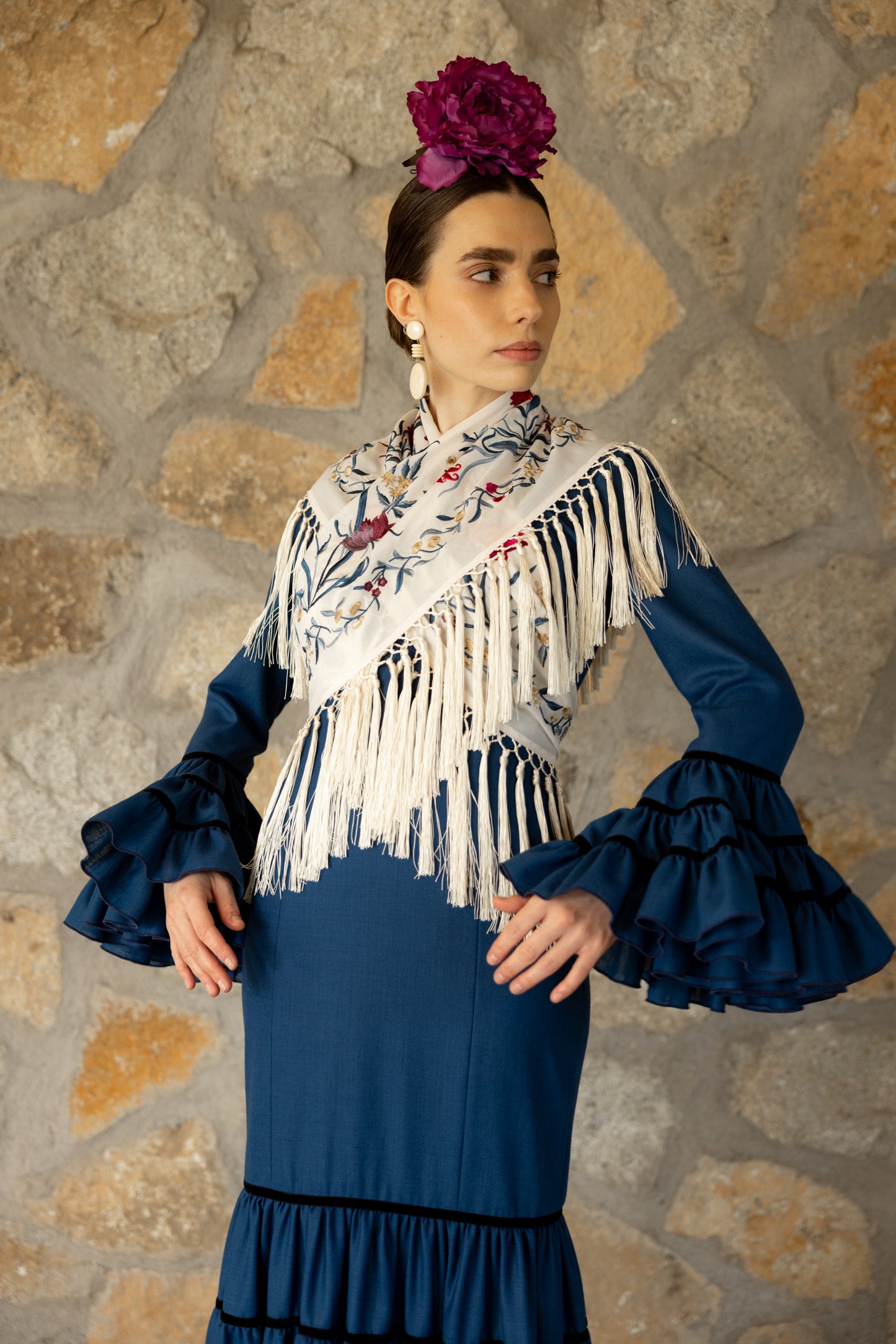 Modelo Ceci azul marino by Rent il Clavel