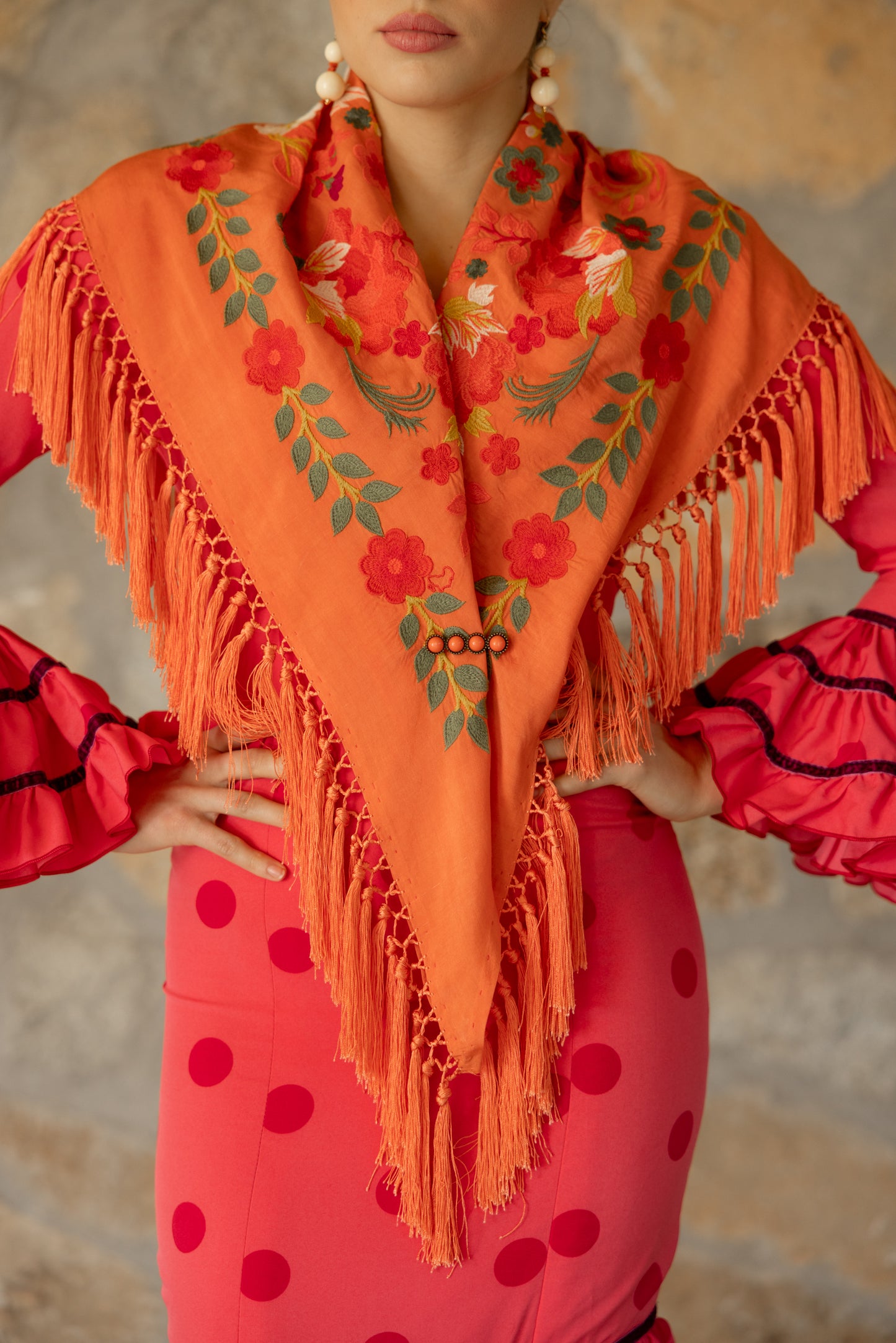 Mantón de seda flecado a mano naranja