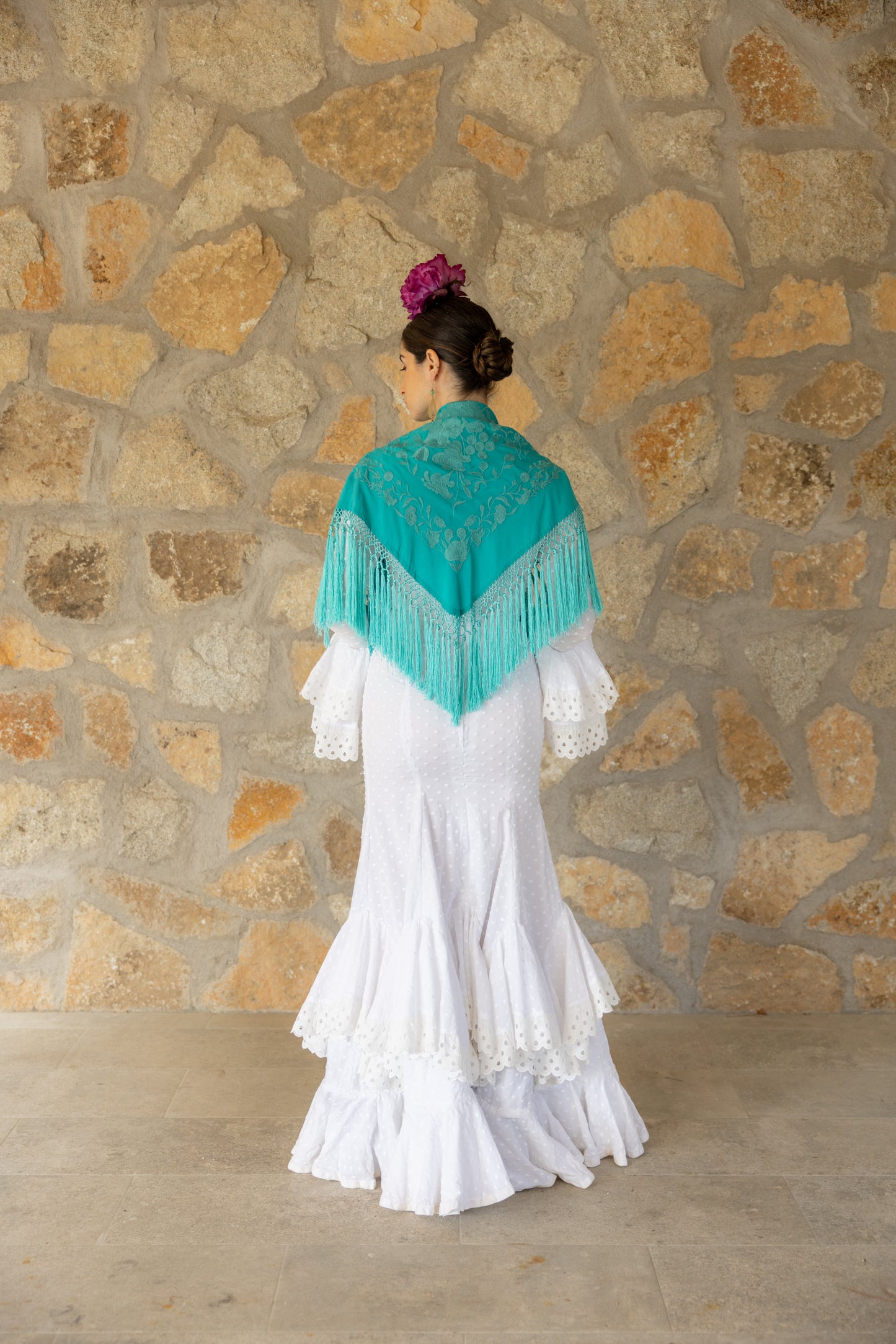 Mantón de seda flecado a mano turquesa