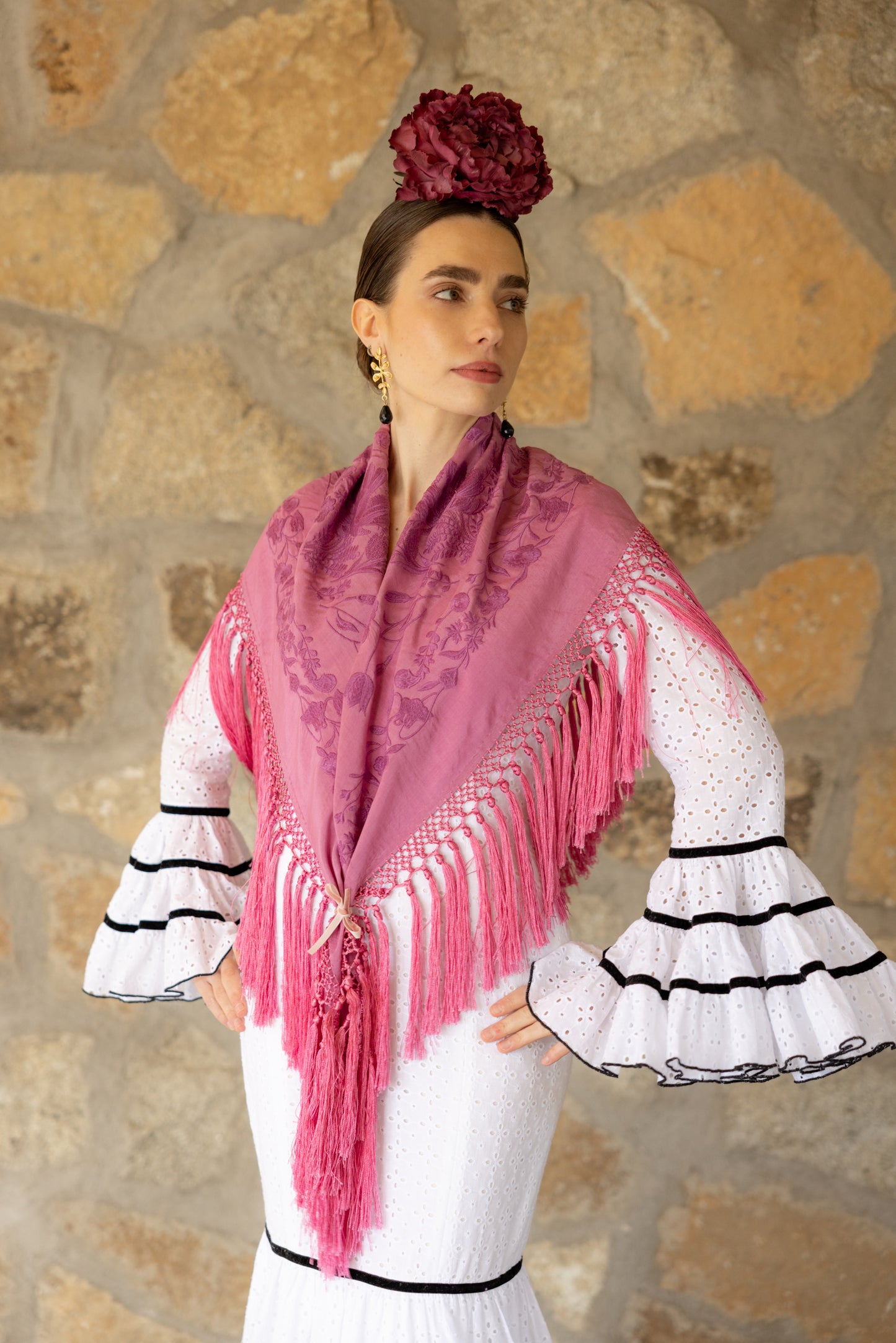 Mantón de seda flecado a mano rosa empolvado