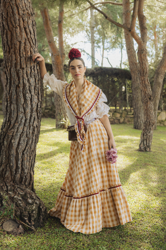 Conjunto romería falda y pañoleta hecho a mano