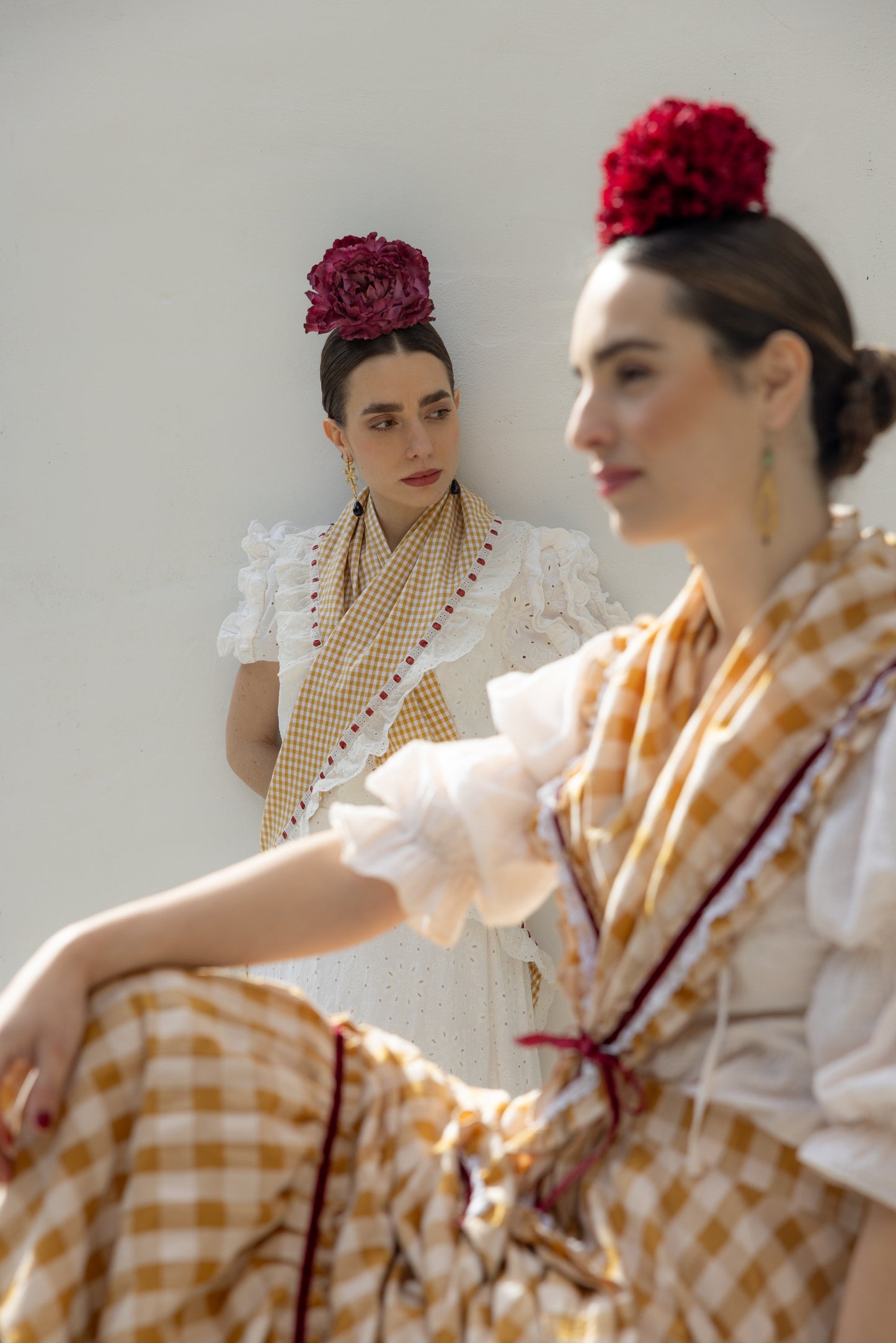 Conjunto bata y pañoleta rociera