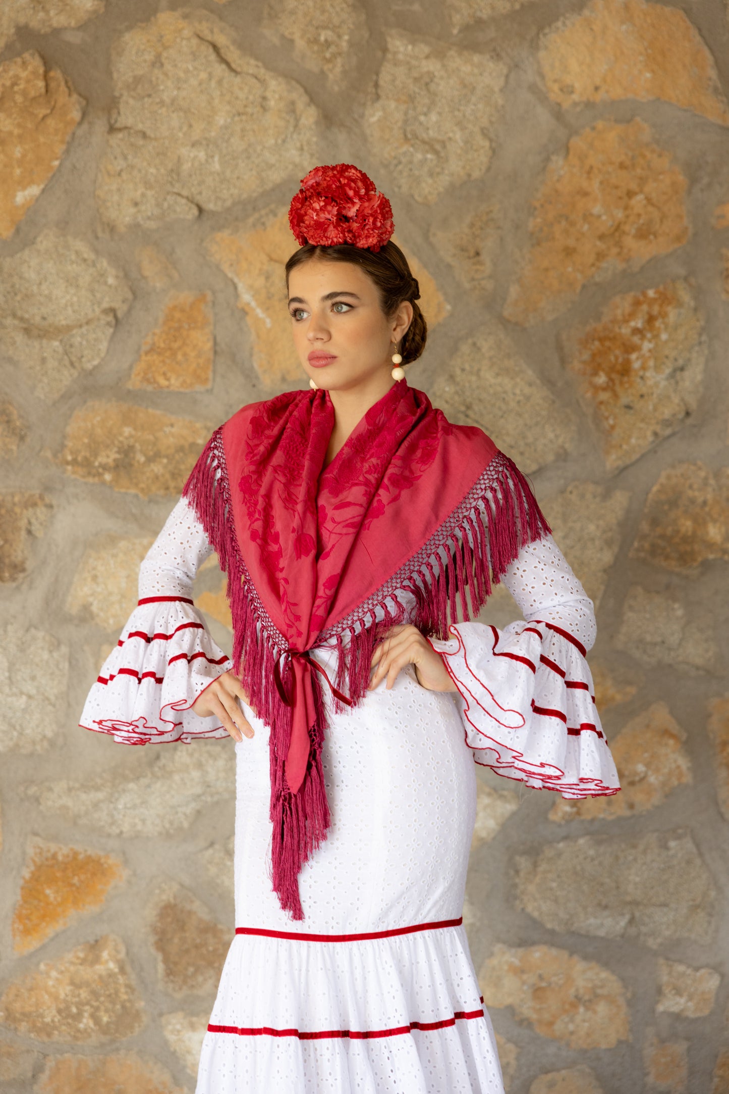 Mantón de seda flecado a mano fresa