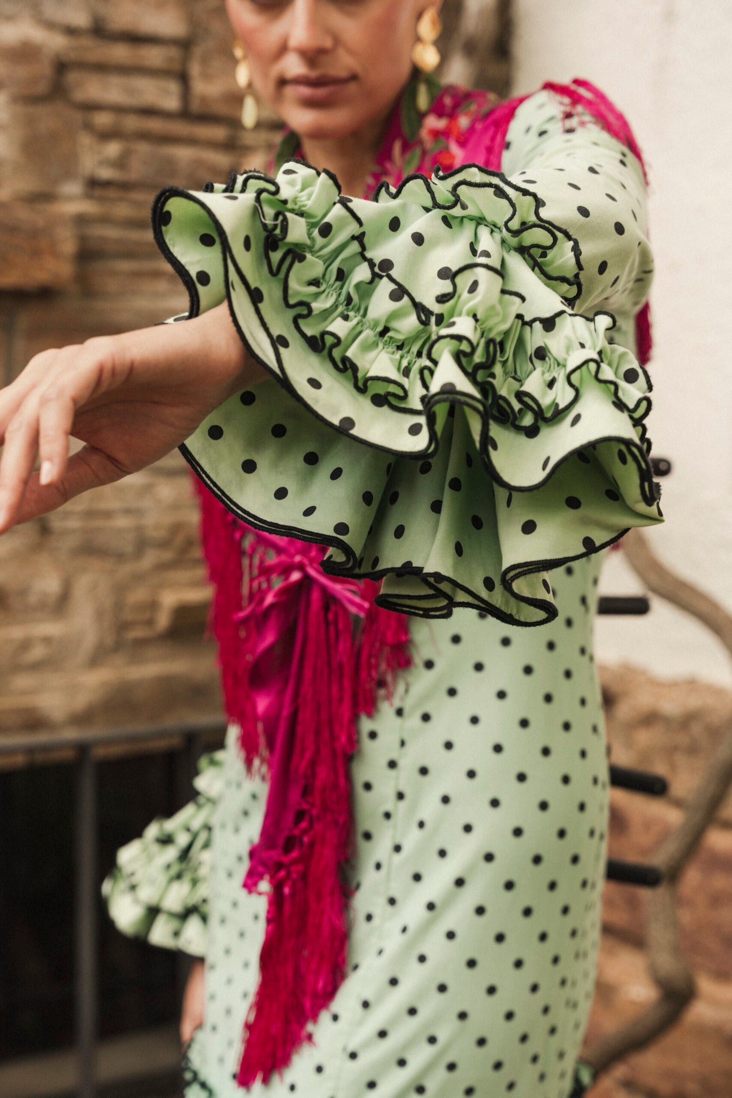 Modelo Pau verde by Notelodigo Moda Flamenca (Sevilla).